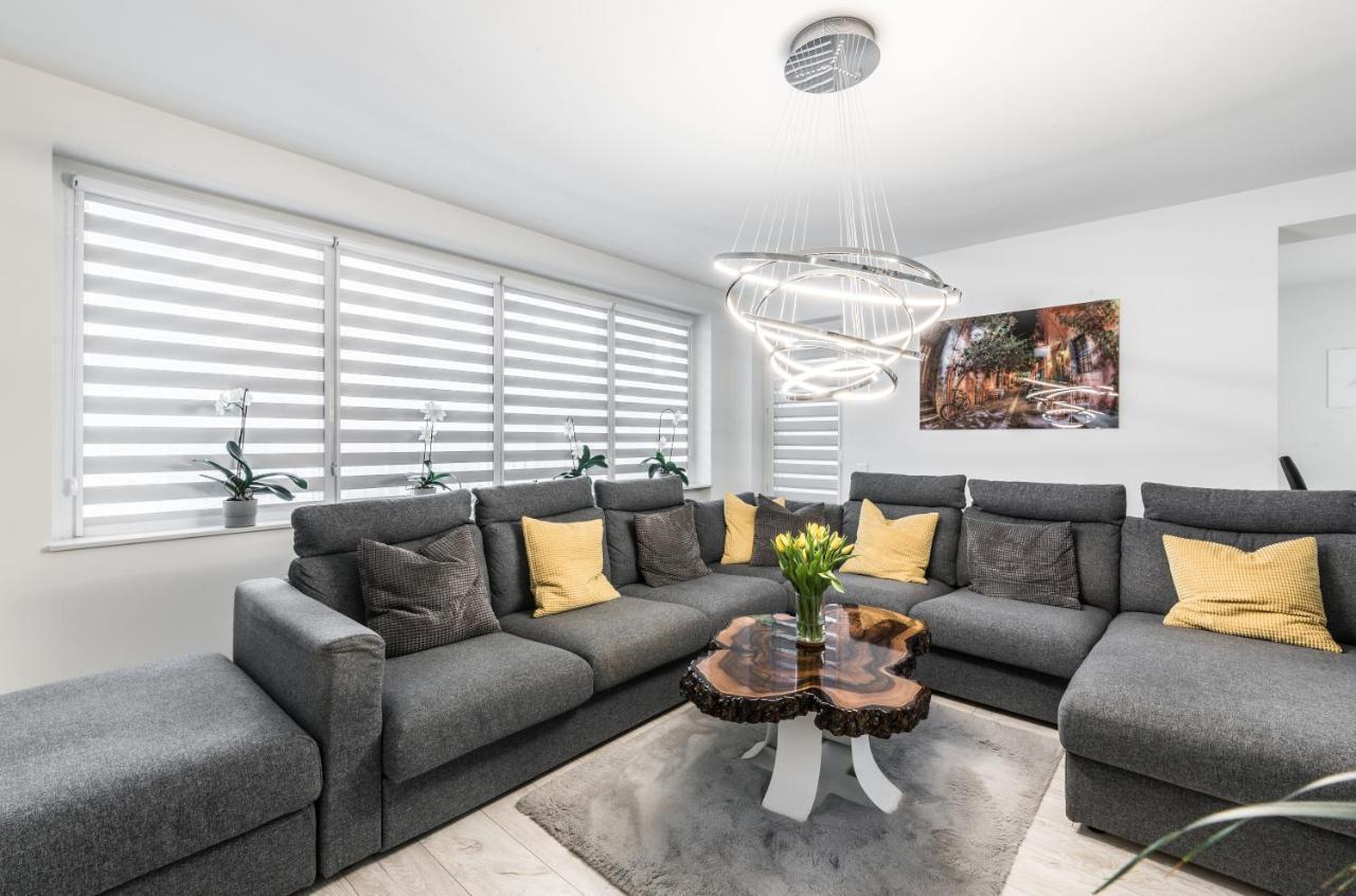 Villa House Poznan * Sauna * Екстер'єр фото