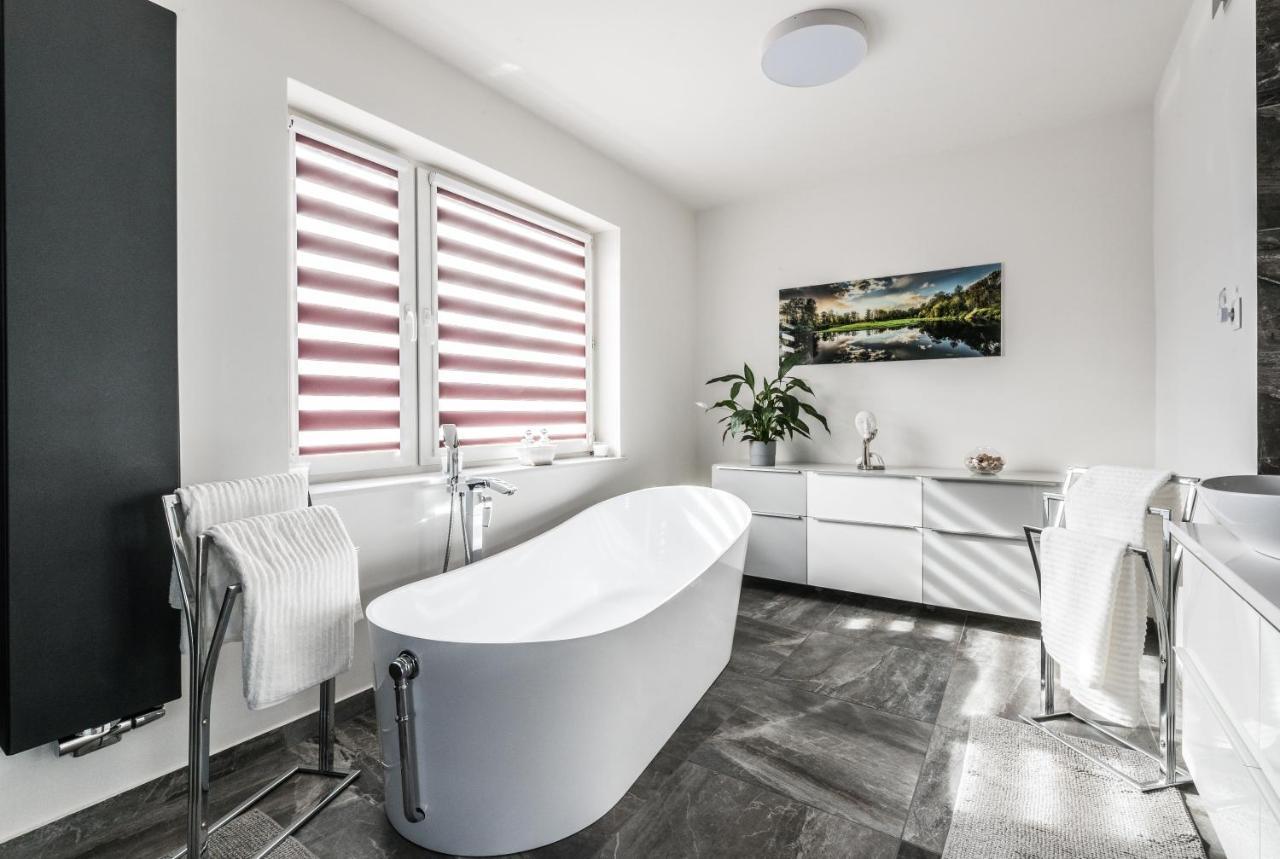 Villa House Poznan * Sauna * Екстер'єр фото